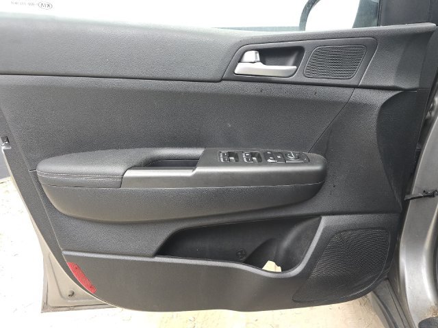Used 2020 Kia Sportage LX FWD image 21