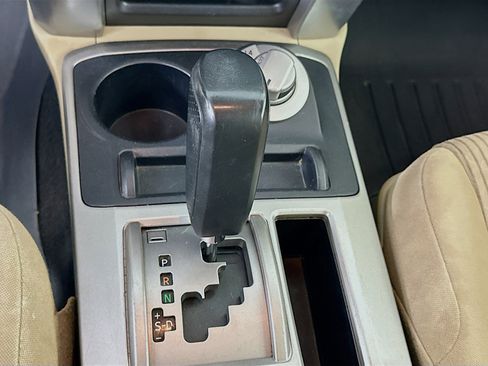 Used 2013 Toyota 4Runner SR5 w/ Convenience Pkg image 23