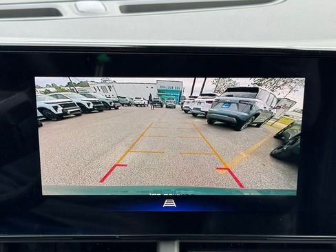 New 2026 Chevrolet Trax LT w/ Sunroof Package image 31