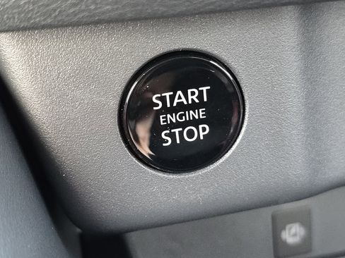 New 2026 Nissan Rogue Platinum w/ Platinum Premium Package image 10