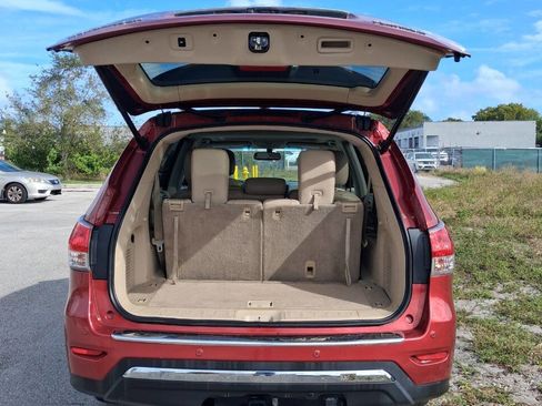 Used 2015 Nissan Pathfinder Platinum image 10