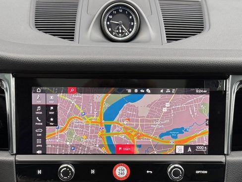 New 2026 Porsche Macan image 27