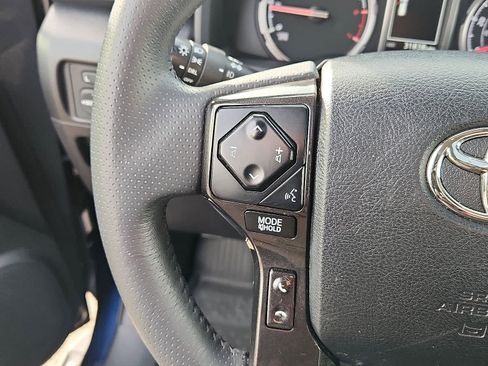 Certified 2022 Toyota 4Runner TRD Off-Road Premium image 24