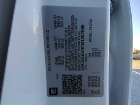 Used 2021 Chevrolet Colorado W/T w/ Custom Special Edition image 28