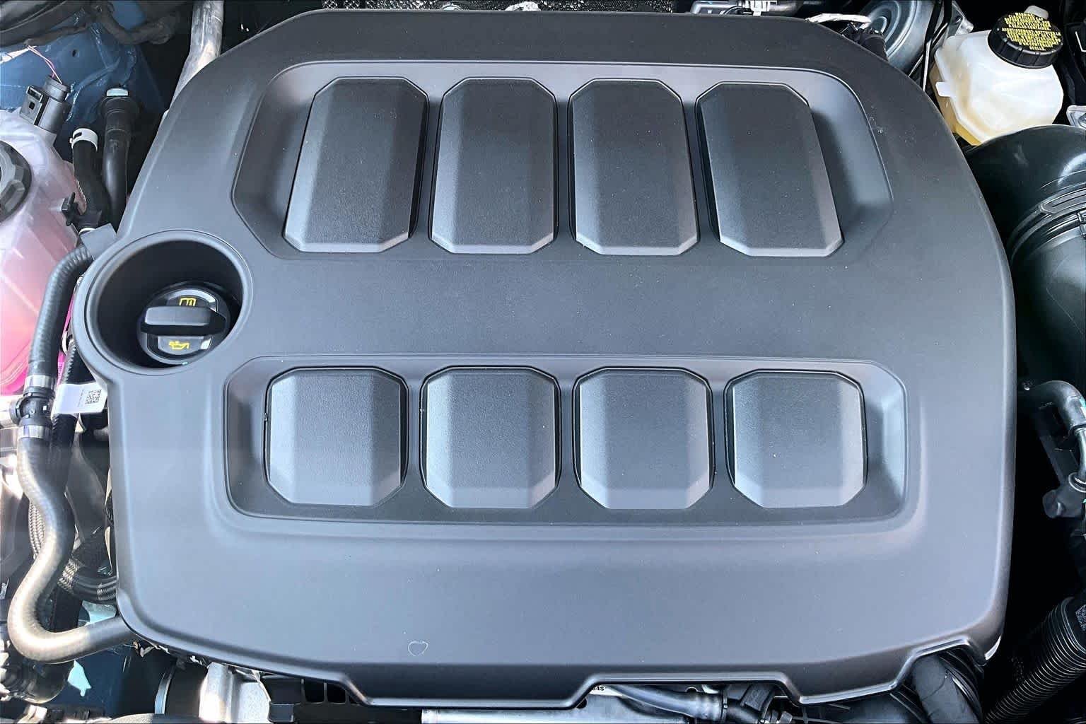New 2026 Volkswagen Tiguan SE R-Line FWD image 17