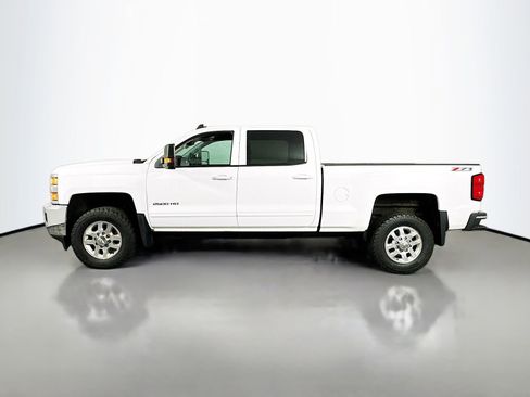 Used 2015 Chevrolet Silverado 2500 LT w/ LT Convenience Package AWD/4WD image 8