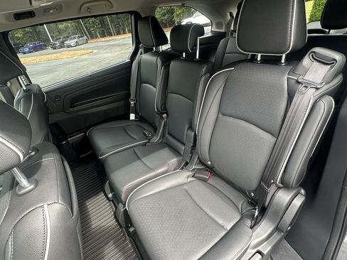 Used 2026 Honda Odyssey Elite image 14