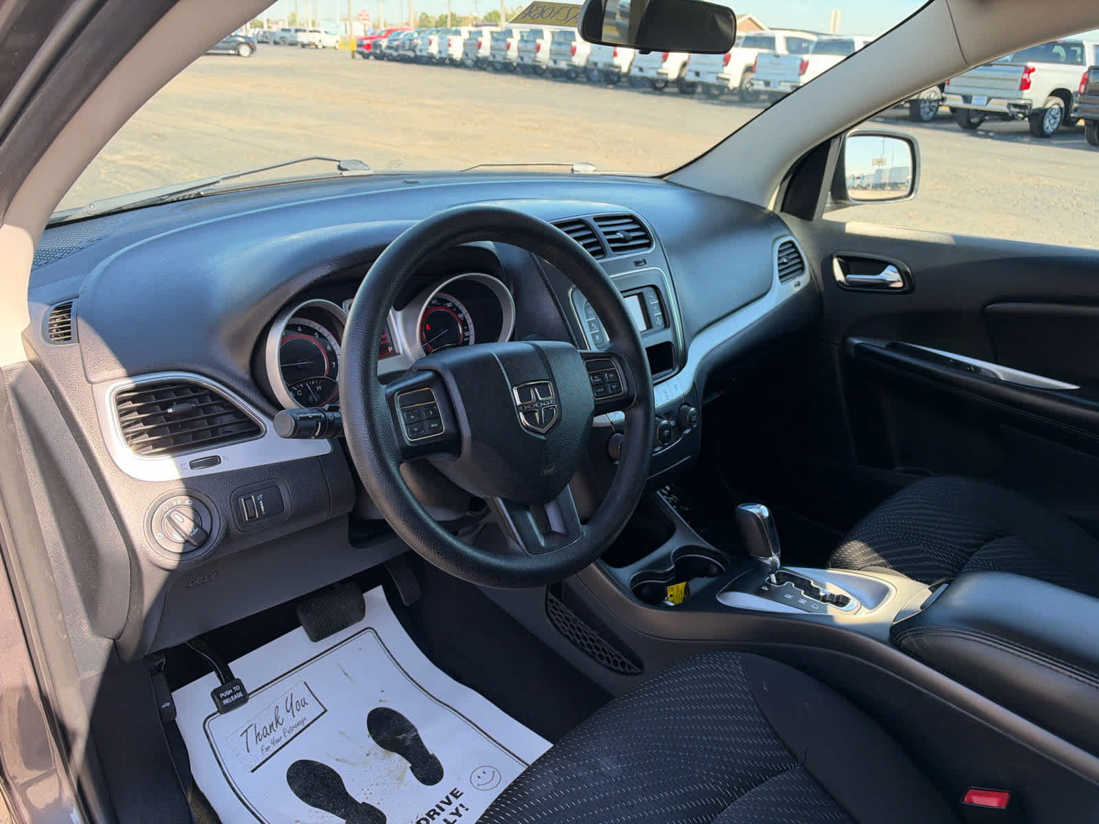 Used 2015 Dodge Journey SXT w/ Flexible Seating Group FWD image 11