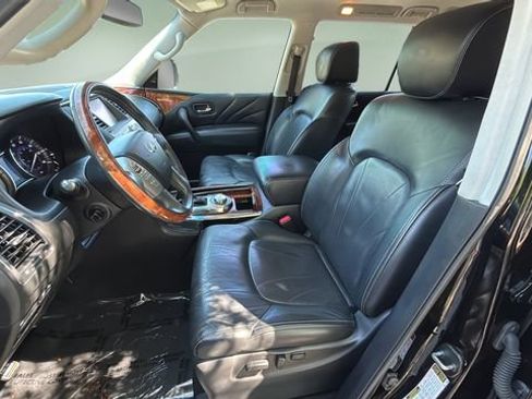 Used 2017 INFINITI QX80 4WD w/ Deluxe Technology Package image 17