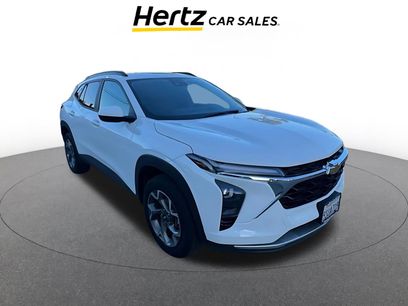 Used 2025 Chevrolet Trax LT w/ LT Convenience Package