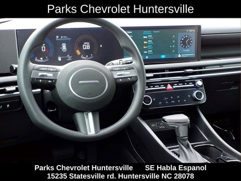 Used 2026 Hyundai Tucson SEL FWD image 3