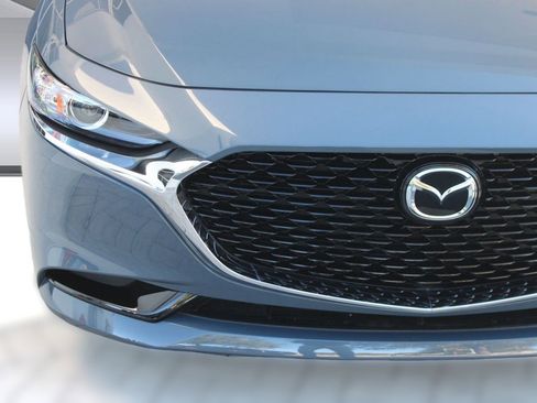 Used 2025 MAZDA MAZDA3 s image 11