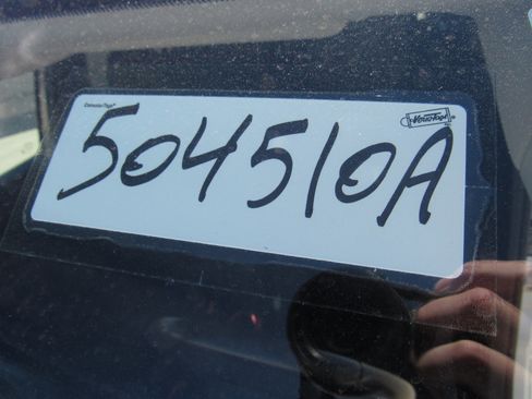 Used 2017 Jeep Renegade Trailhawk w/ Popular Equipment Group image 28