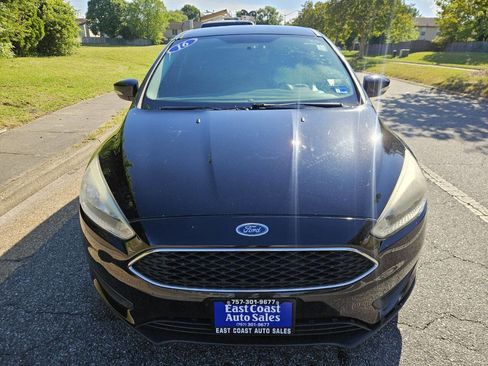 Used 2016 Ford Focus SE FWD image 8