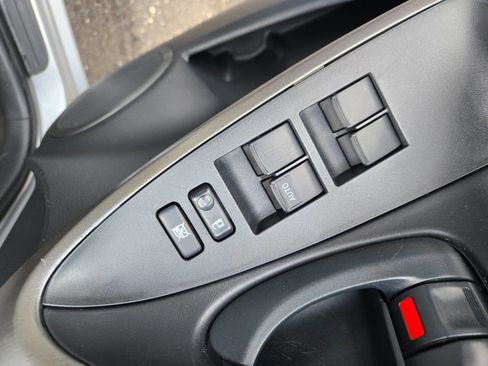 Used 2009 Toyota RAV4 Limited w/ Tow Prep Pkg image 15