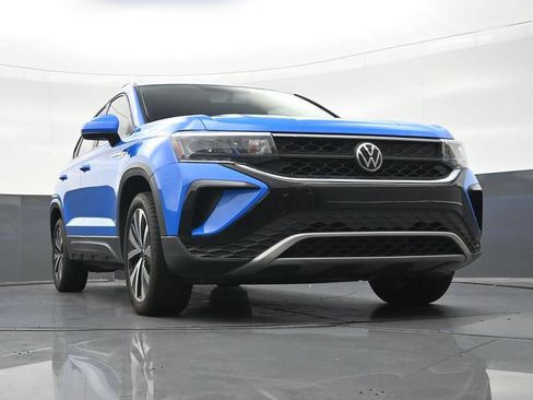 Used 2022 Volkswagen Taos SE FWD image 28