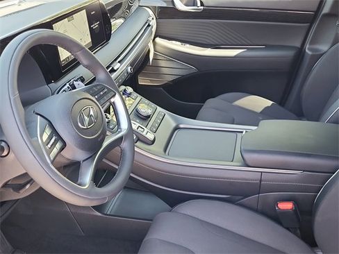 Used 2024 Hyundai Palisade Calligraphy image 15