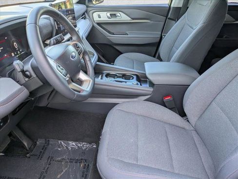 Certified 2025 Ford Explorer Active RWD image 15