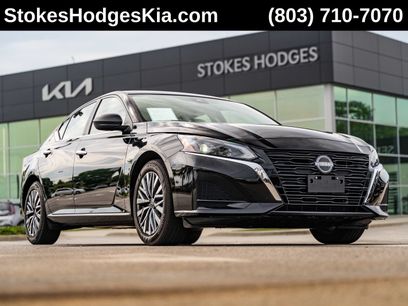 Used 2025 Nissan Altima 2.5 SV