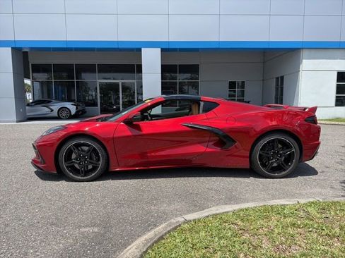 Used 2024 Chevrolet Corvette Stingray Preferred Cpe w/ Z51 Performance Package RWD image 4