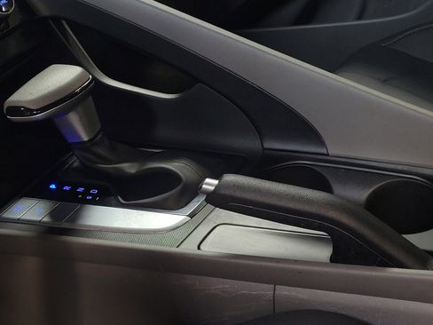 Used 2024 Hyundai Elantra SEL image 26