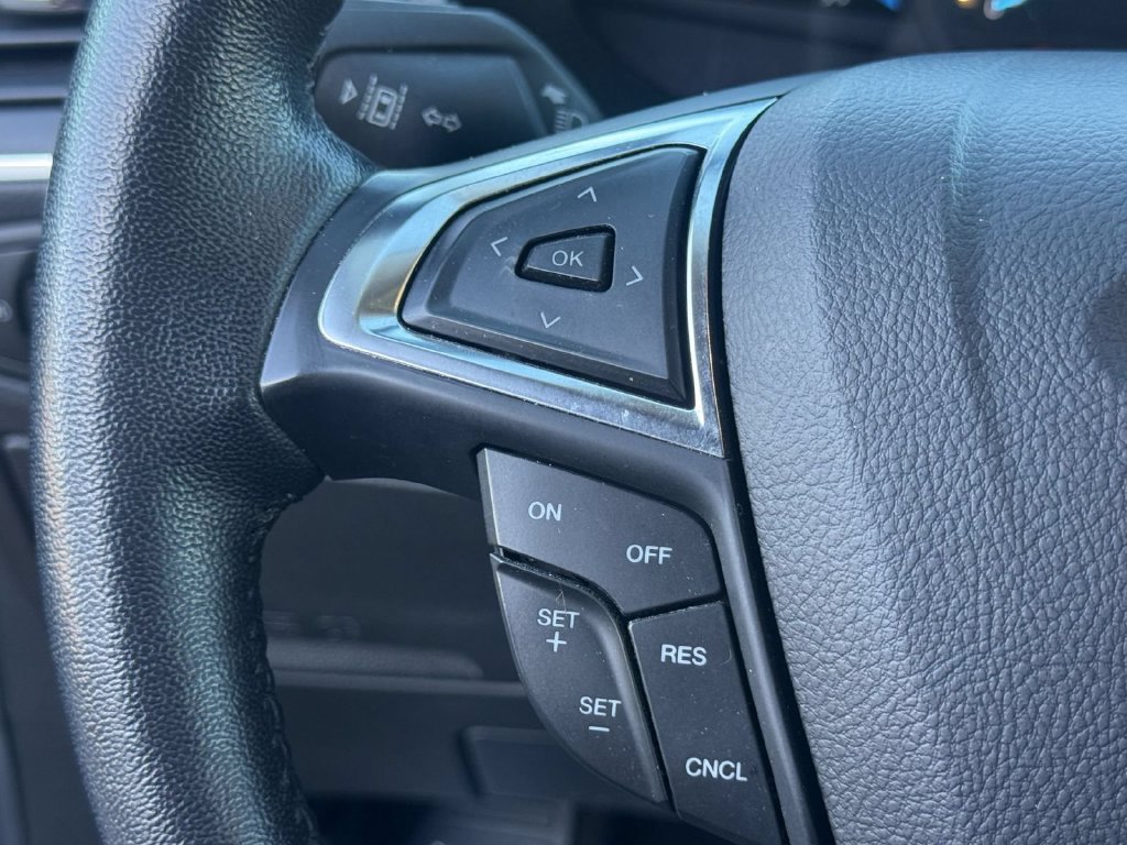 Used 2023 Ford Edge Titanium w/ Cold Weather Package AWD/4WD image 20