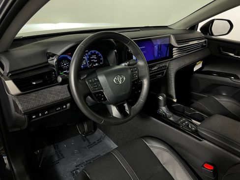 Certified 2025 Toyota Camry XLE AWD/4WD image 12