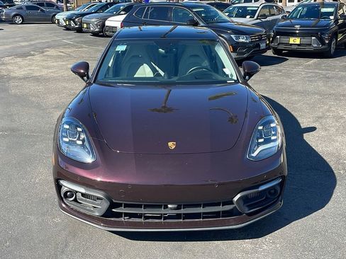 Used 2022 Porsche Panamera Platinum Edition image 2