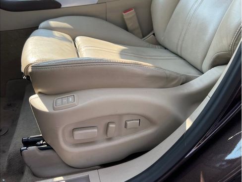 Used 2016 Cadillac SRX Luxury w/ Driver Awareness Package image 6