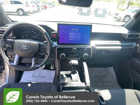 Used 2024 Toyota Tacoma TRD Sport AWD/4WD image 20