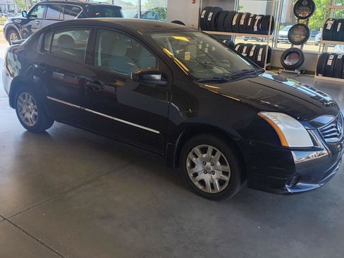 Used 2012 Nissan Sentra 2.0 S FWD image 10