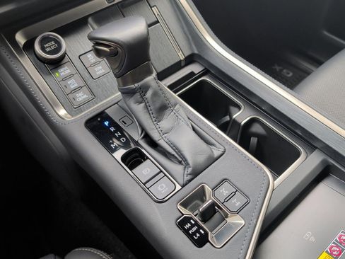 Certified 2025 Lexus GX 550 AWD/4WD image 21