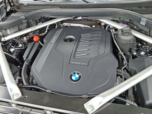 Used 2023 BMW X5 xDrive40i w/ Premium Package AWD/4WD image 30