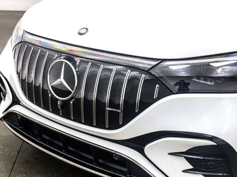 New 2025 Mercedes-Benz EQE AMG 4MATIC SUV image 12