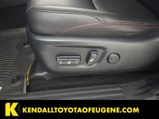 Used 2017 Toyota 4Runner TRD Off-Road Premium AWD/4WD image 27