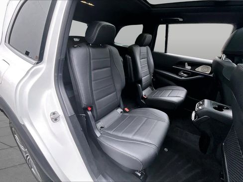 Used 2026 Mercedes-Benz GLS 450 4MATIC image 20