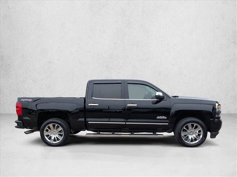 Used 2016 Chevrolet Silverado 1500 High Country w/ High Country Premium Package AWD/4WD image 4