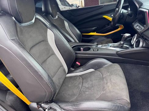 Used 2020 Chevrolet Camaro SS image 15