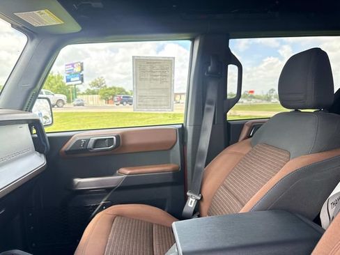 Used 2023 Ford Bronco Outer Banks AWD/4WD image 24