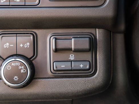 Used 2023 Chevrolet Tahoe High Country image 51