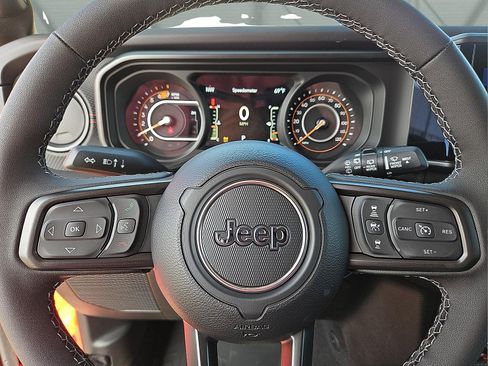 New 2026 Jeep Wrangler Unlimited Rubicon AWD/4WD image 23
