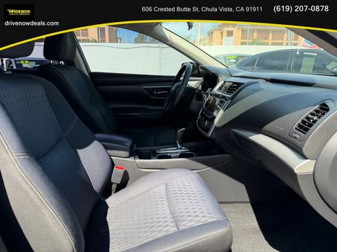 Used 2018 Nissan Altima 2.5 SV image 10