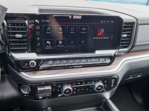 New 2026 GMC Sierra 2500 SLT image 15