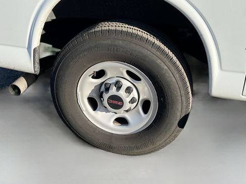 Used 2024 GMC Savana 2500 w/ Driver Convenience Package image 34