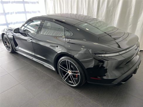 New 2026 Porsche Taycan GTS image 3