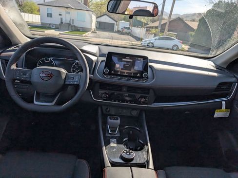 New 2026 Nissan Rogue SV AWD/4WD image 8