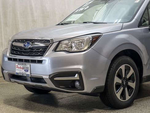 Used 2017 Subaru Forester 2.5i Premium AWD/4WD image 3