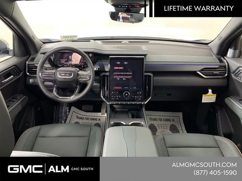 New 2026 GMC Acadia AT4 w/ Luxury Package AWD/4WD image 25