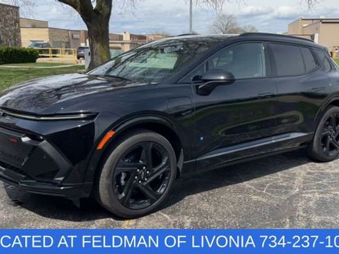 Used 2024 Chevrolet Equinox EV RS image 4