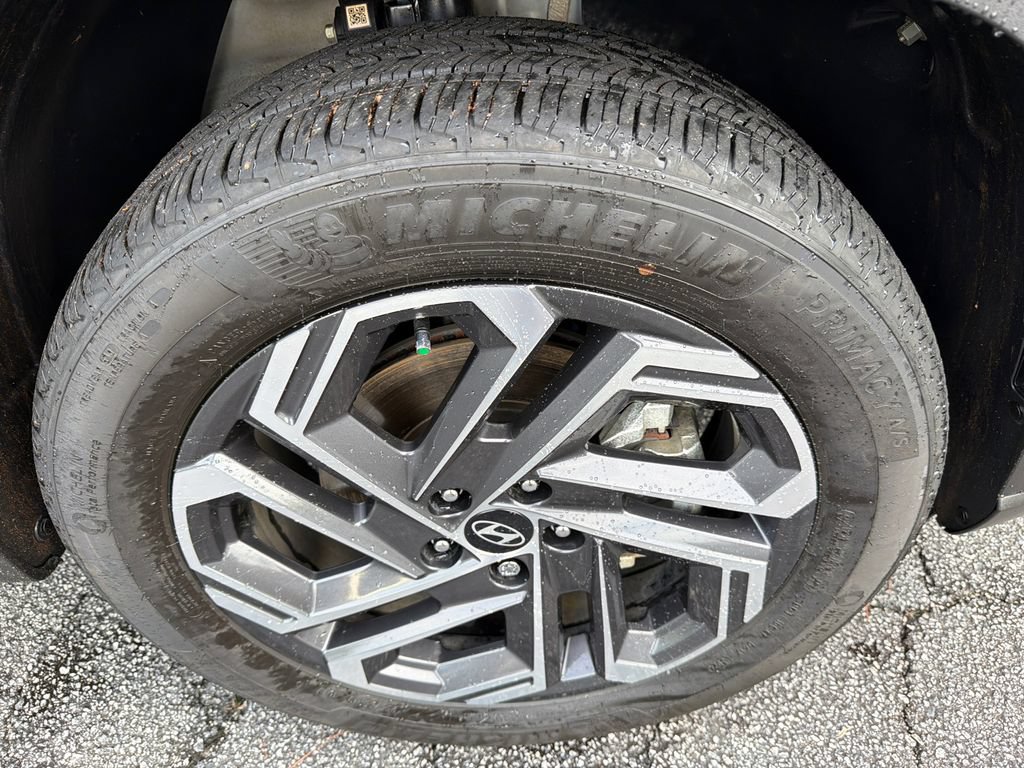 New 2025 Hyundai Tucson Limited AWD/4WD image 12